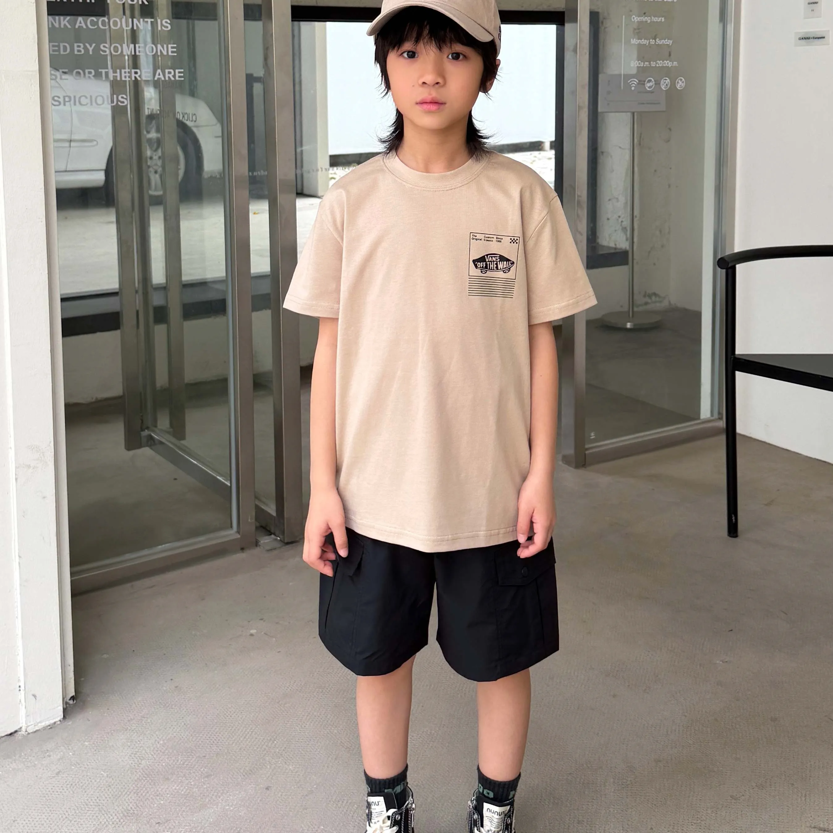 【90-160cm】デイリー使い 写真映え インスタ映え カジュアル 二色選べる 合わせやすい 半袖 Tシャツ