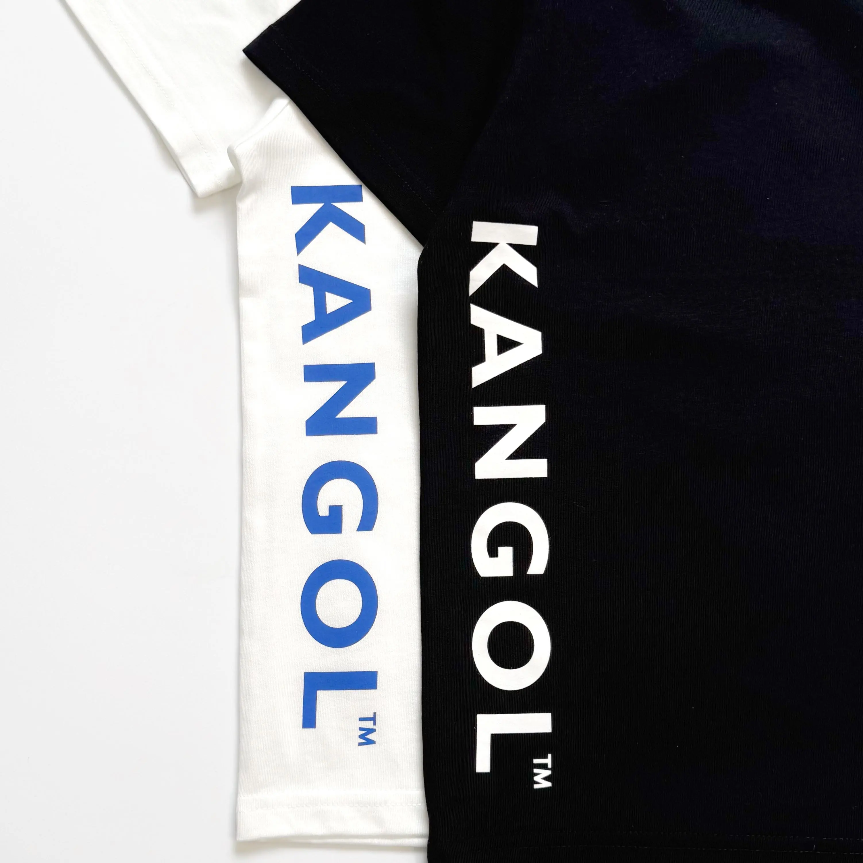 【90-160cm】リラックス感 着るだけでおしゃれ 今っぽい カジュアル 二色選べる 合わせやすい 半袖 Tシャツ