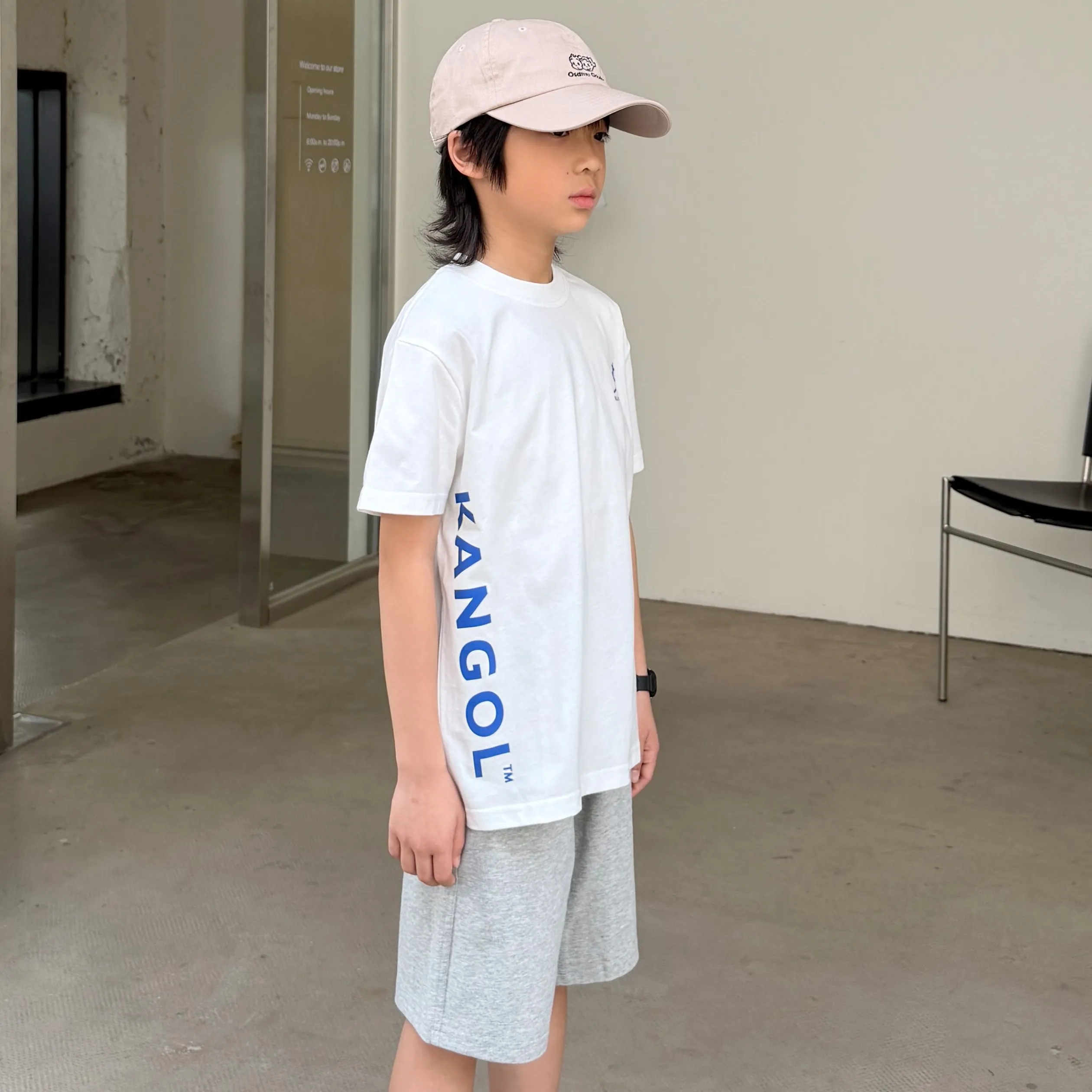 【90-160cm】リラックス感 着るだけでおしゃれ 今っぽい カジュアル 二色選べる 合わせやすい 半袖 Tシャツ