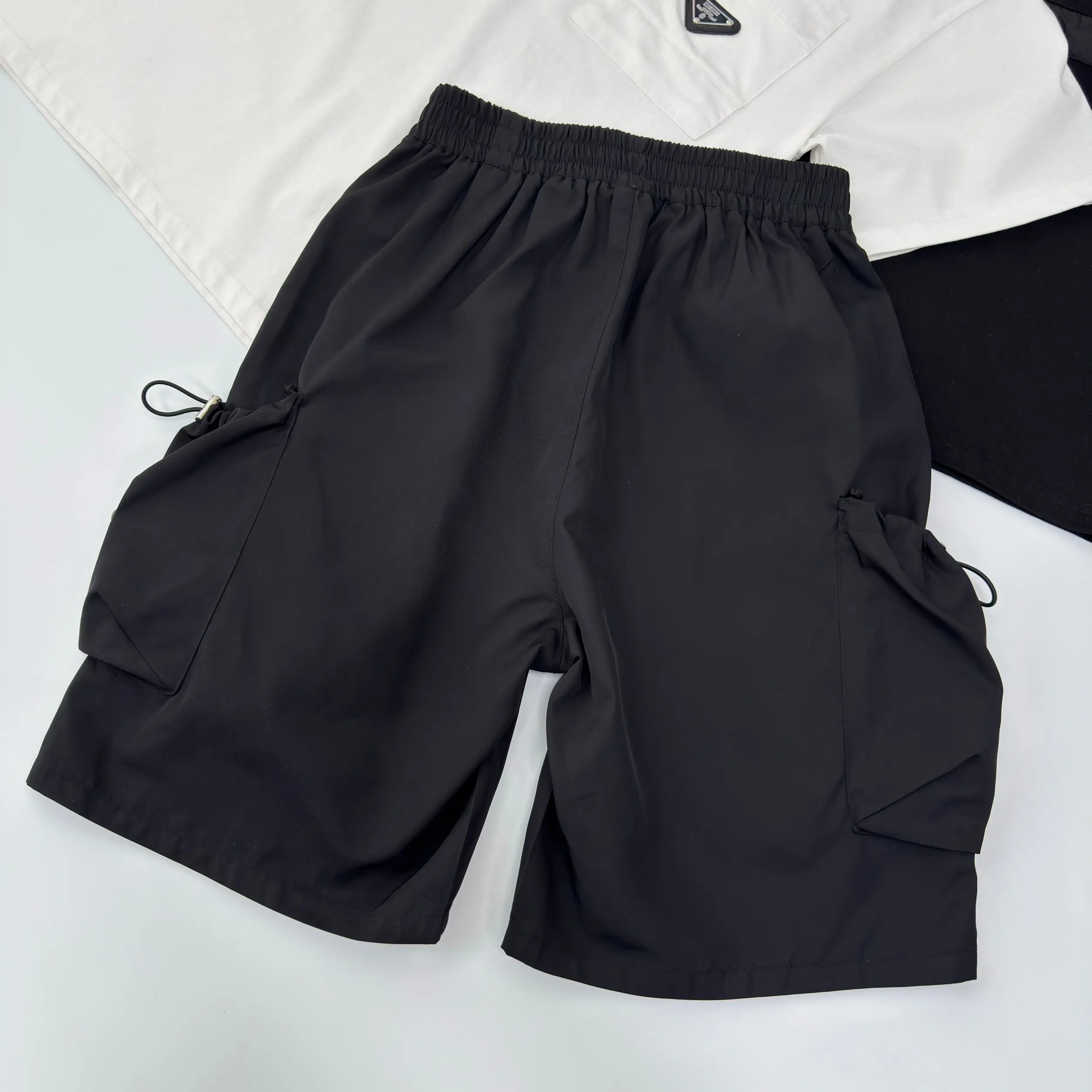 【100-170cm】一枚で主役 トレンドライク 明るい印象 カジュアル 合わせやすい 半袖 Tシャツ ショートパンツ