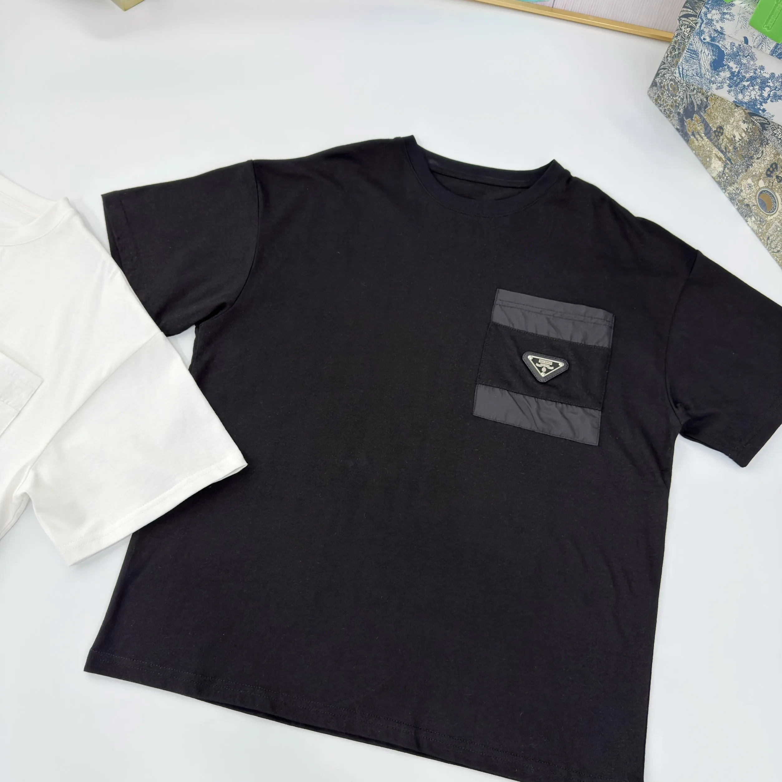 【100-170cm】一枚で主役 トレンドライク 明るい印象 カジュアル 合わせやすい 半袖 Tシャツ ショートパンツ