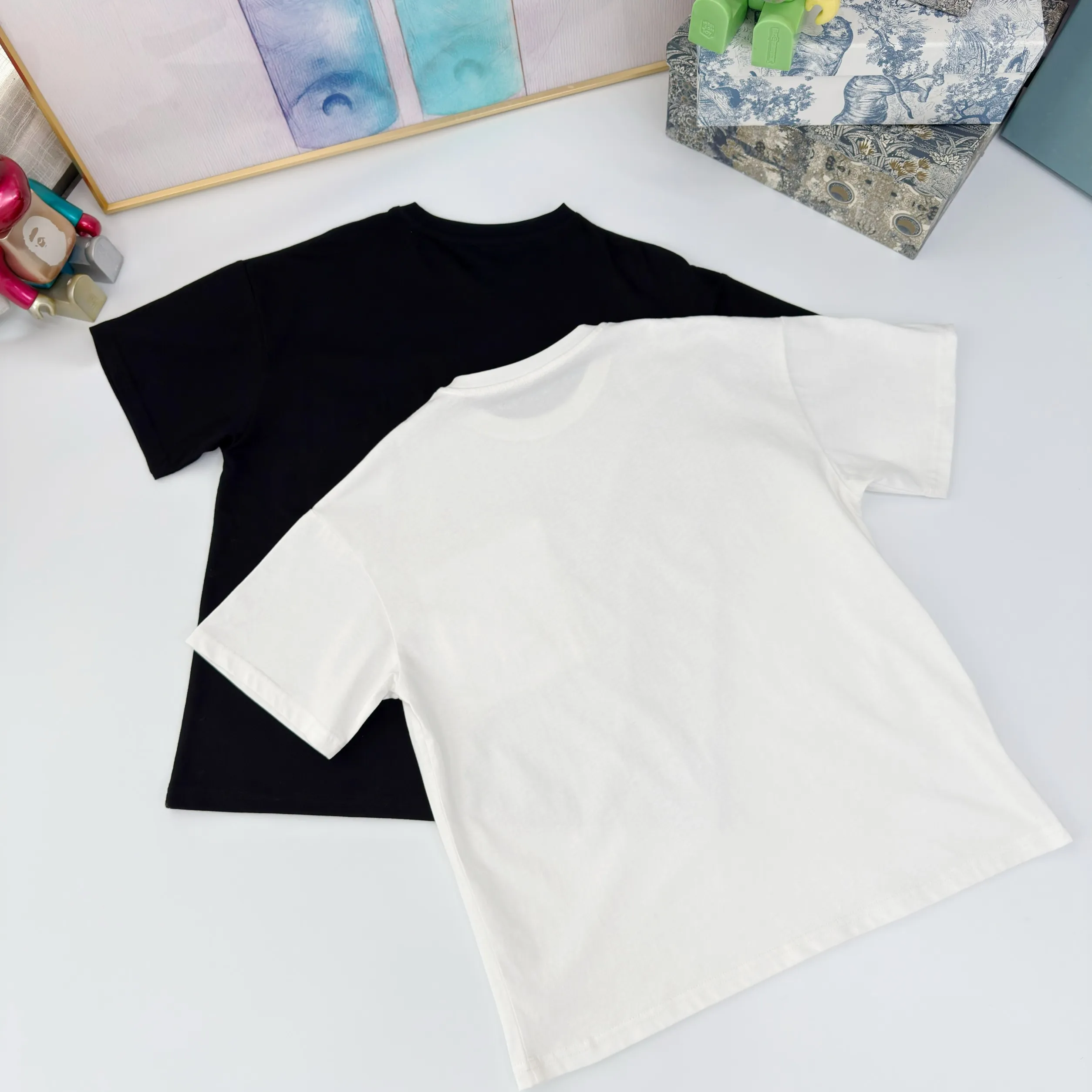 【100-170cm】一枚で主役 トレンドライク 明るい印象 カジュアル 合わせやすい 半袖 Tシャツ ショートパンツ