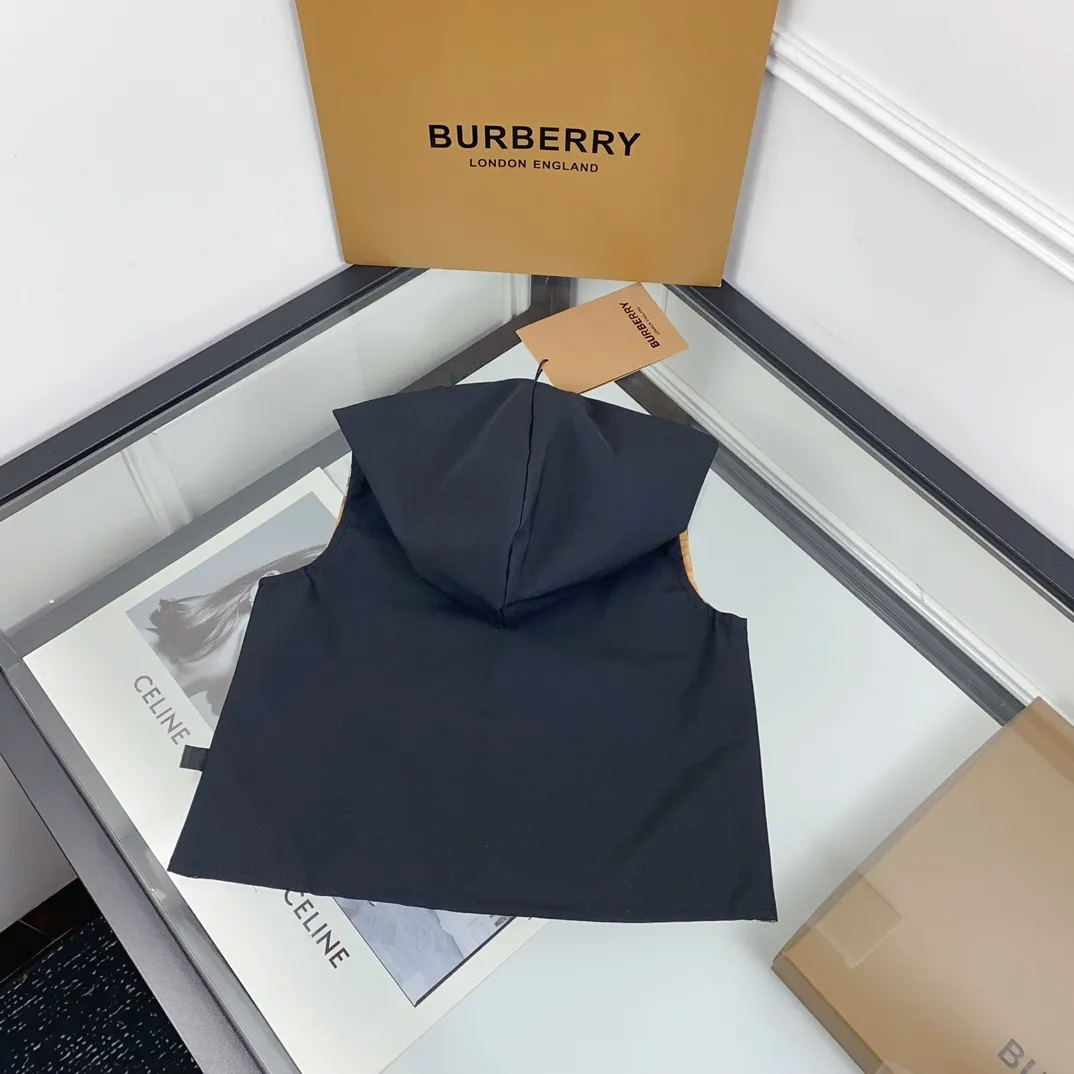 【73-100cm】SNSで話題 着るだけで可愛さUP 目を引くデザイン カジュアル 着せやすい ベスト